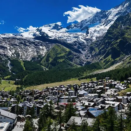 公寓 Spacious Alpine Retreat Near Saas-fee 萨斯阿尔马格尔